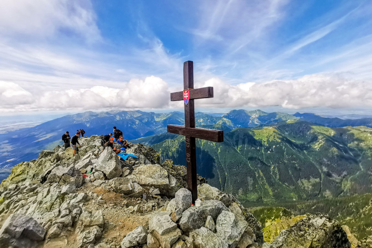 Panorámavadászok a tót atyafiak szimbolikus hegyén