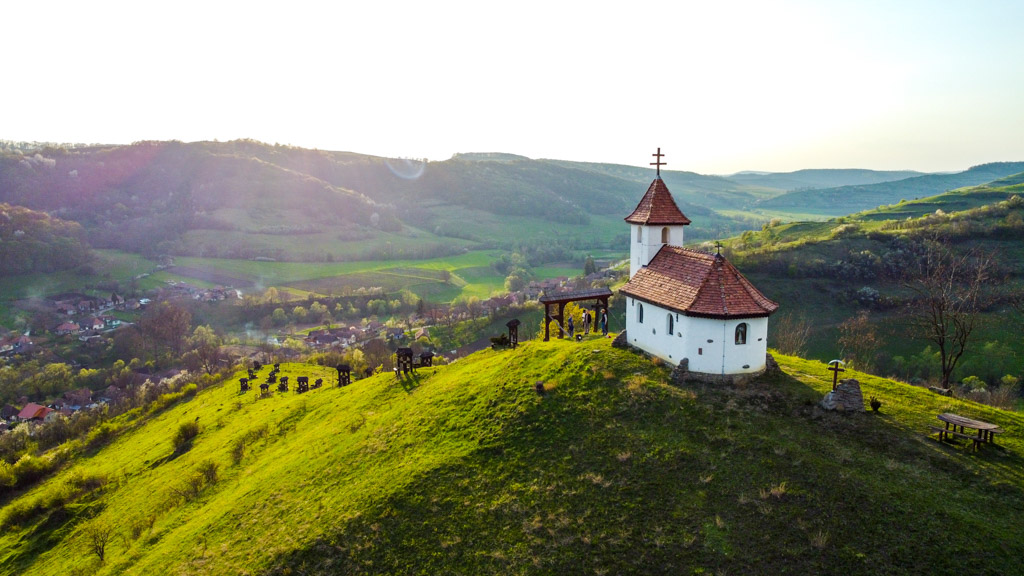 Aprópecsenyék a szászok és székelyek között